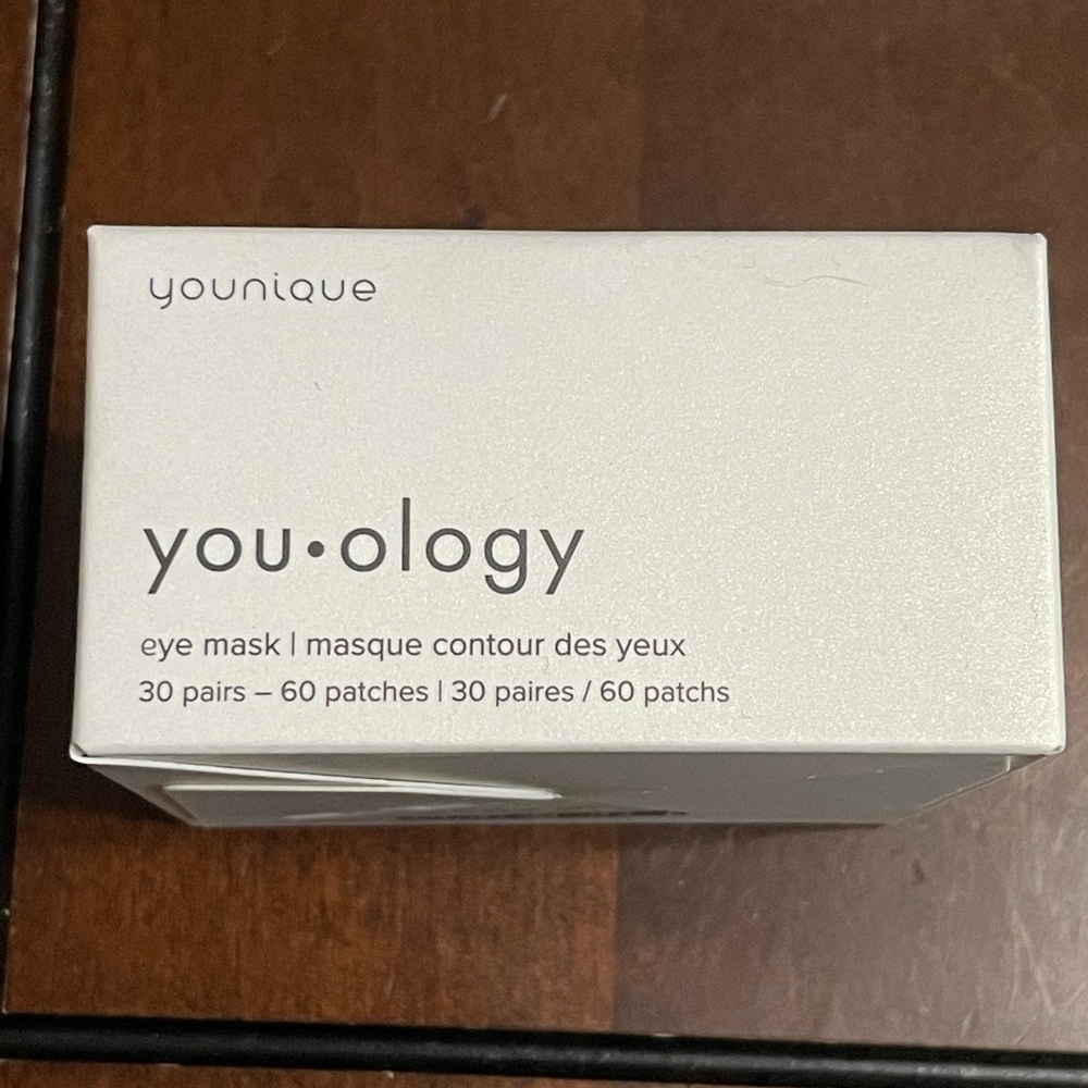 NWT younique eye masks.